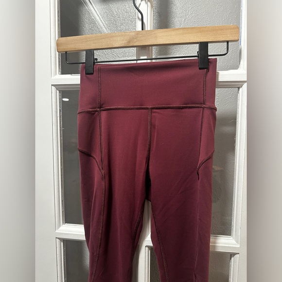 Lululemon In Movement 7/8 Tight *Everlux-Redwood - Picture 8 of 9